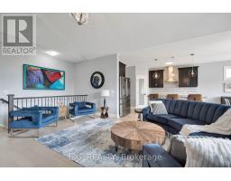 493 BENNETT CRESCENT - 6