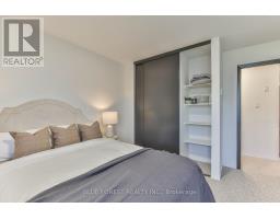 40 - 140 CONWAY DRIVE - 19