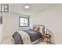 40 - 140 CONWAY DRIVE - 20