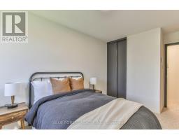 40 - 140 CONWAY DRIVE - 21