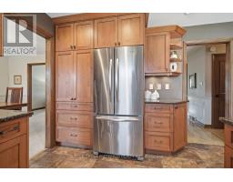 67 KNIGHTS BRIDGE ROAD - 12