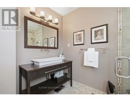 67 KNIGHTS BRIDGE ROAD - 25