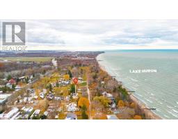 4547 WILLIAM STREET - 43