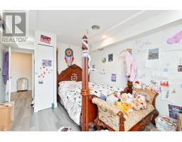 1207 - 380 KING STREET - 24