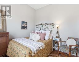 71 RIVERSIDE DRIVE - 25