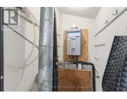 71 RIVERSIDE DRIVE - 38