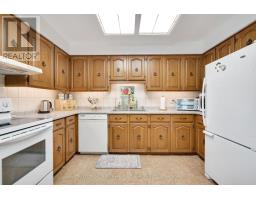 18 - 55 FIDDLERS GREEN ROAD - 20