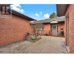 18 - 55 FIDDLERS GREEN ROAD - 3