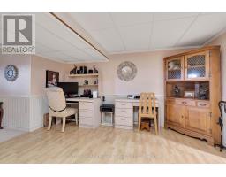 18 - 55 FIDDLERS GREEN ROAD - 35