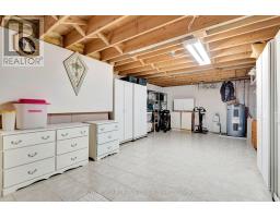 18 - 55 FIDDLERS GREEN ROAD - 39