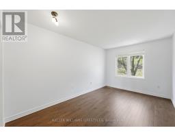 16 - 270 NORTH CENTRE ROAD - 22