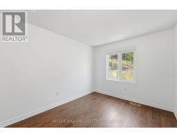 16 - 270 NORTH CENTRE ROAD - 26