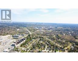 16 - 270 NORTH CENTRE ROAD - 32