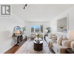 16 - 270 NORTH CENTRE ROAD - 4