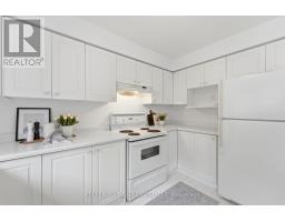 16 - 270 NORTH CENTRE ROAD - 6