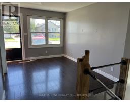 751 CURRY STREET - 5