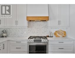 160 FOXBOROUGH PLACE - 17