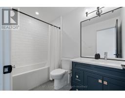 160 FOXBOROUGH PLACE - 36