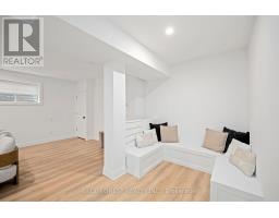 52 - 383 DAVENTRY WAY - 33