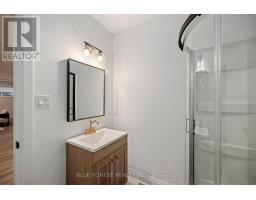 52 - 383 DAVENTRY WAY - 36