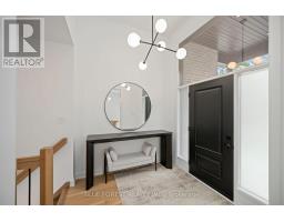 52 - 383 DAVENTRY WAY - 8