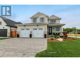 192 FOXBOROUGH PLACE - 2