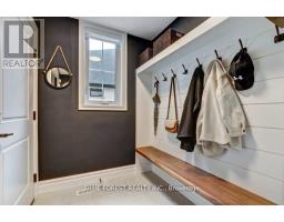 192 FOXBOROUGH PLACE - 20