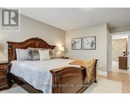 192 FOXBOROUGH PLACE - 24