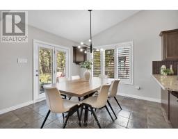 299 AMBLESIDE DRIVE - 13