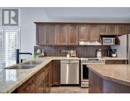 299 AMBLESIDE DRIVE - 16