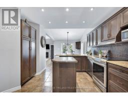 299 AMBLESIDE DRIVE - 19