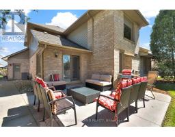 299 AMBLESIDE DRIVE - 44
