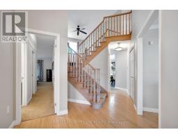 299 AMBLESIDE DRIVE - 5