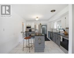 305 STEPHEN STREET - 15