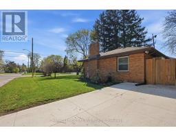 305 STEPHEN STREET - 3