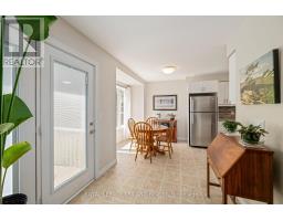 71 - 1061 EAGLETRACE DRIVE - 15