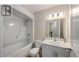 71 - 1061 EAGLETRACE DRIVE - 27