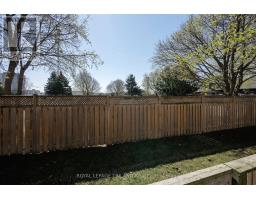 71 - 1061 EAGLETRACE DRIVE - 34