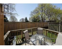 71 - 1061 EAGLETRACE DRIVE - 35