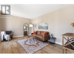 176 CANTERBURY DRIVE - 11