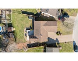 176 CANTERBURY DRIVE - 49