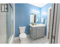 599 WELLINGTON STREET - 12