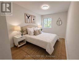 60 - 700 OSGOODE DRIVE - 12