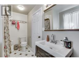 206 CARADOC STREET S - 16