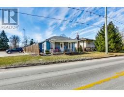 206 CARADOC STREET S - 2