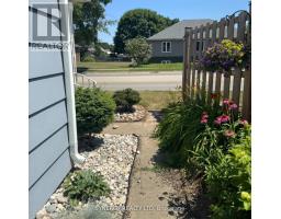 206 CARADOC STREET S - 40