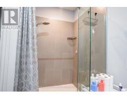 1048 DUNDAS STREET - 19