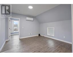 1048 DUNDAS STREET - 23