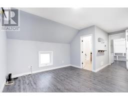 1048 DUNDAS STREET - 24