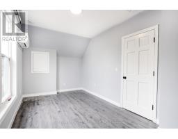 1048 DUNDAS STREET - 30